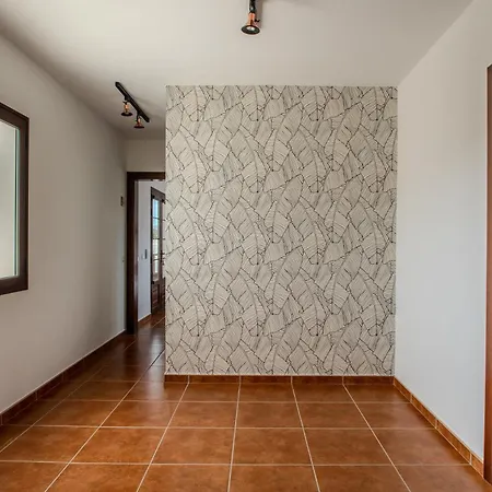 Vakantiehuis Palmera By Villalize Tinajo